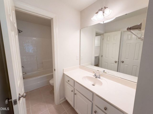 12212 Ashton Woods Lane, Raleigh, NC 27614