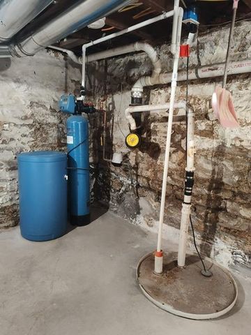 433 Bridge Street, Mazomanie, WI 53560