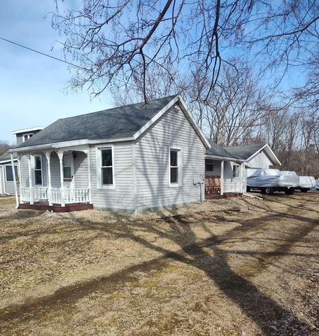 433 Bridge Street, Mazomanie, WI 53560