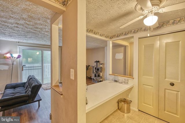 8040-H ABBEY CT #H, Pasadena, MD 21122