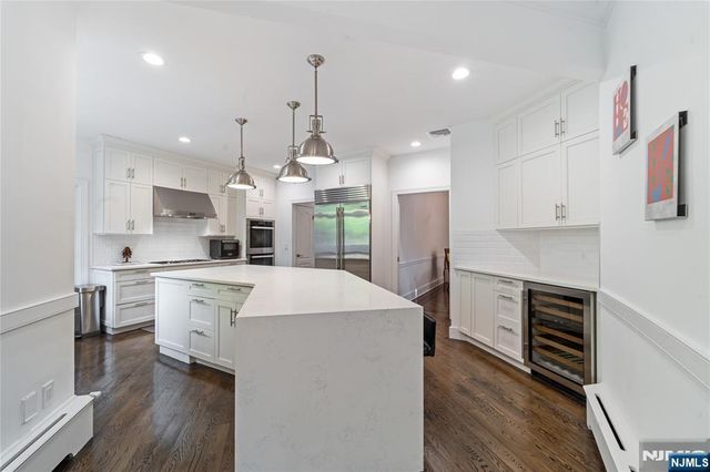 54 Mohawk Avenue, Norwood, NJ 07648