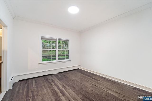 54 Mohawk Avenue, Norwood, NJ 07648