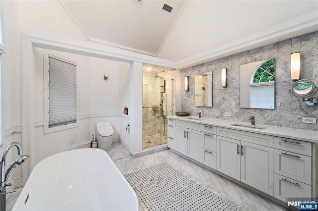 54 Mohawk Avenue, Norwood, NJ 07648