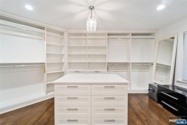 54 Mohawk Avenue, Norwood, NJ 07648