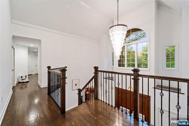 54 Mohawk Avenue, Norwood, NJ 07648