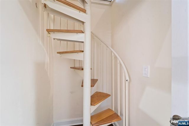 54 Mohawk Avenue, Norwood, NJ 07648