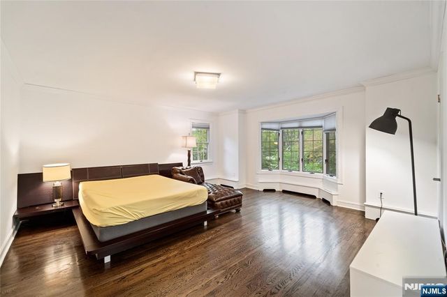 54 Mohawk Avenue, Norwood, NJ 07648