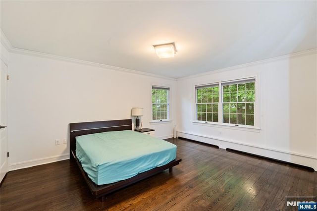 54 Mohawk Avenue, Norwood, NJ 07648