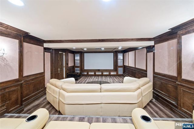 54 Mohawk Avenue, Norwood, NJ 07648