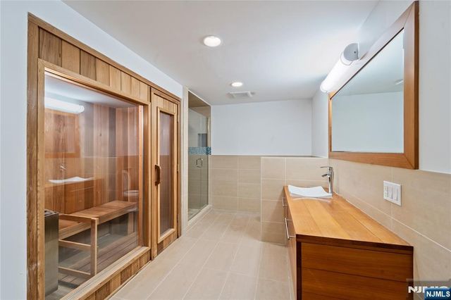 54 Mohawk Avenue, Norwood, NJ 07648