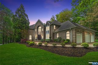 54 Mohawk Avenue, Norwood, NJ 07648