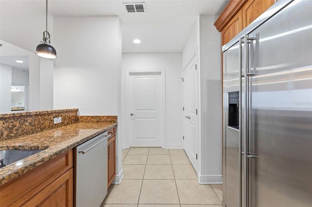 628 CLEVELAND STREET 1507, Clearwater, FL 33755