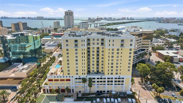 628 CLEVELAND STREET 1507, Clearwater, FL 33755