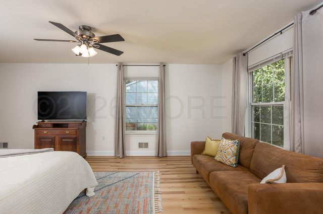 275 S Lakeshore Drive, Manahawkin, NJ 08050
