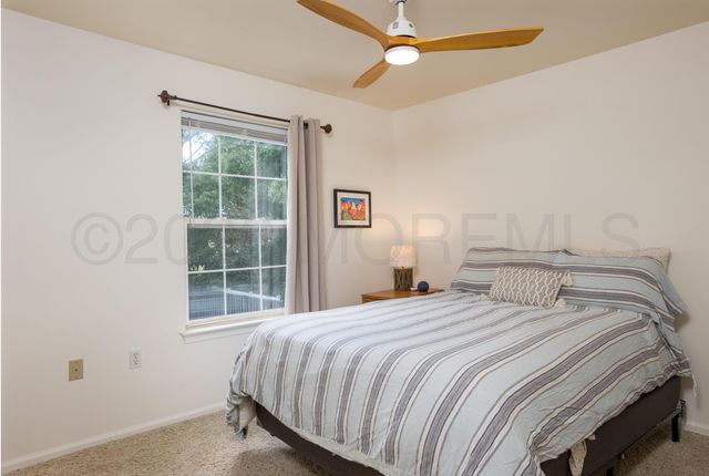 275 S Lakeshore Drive, Manahawkin, NJ 08050
