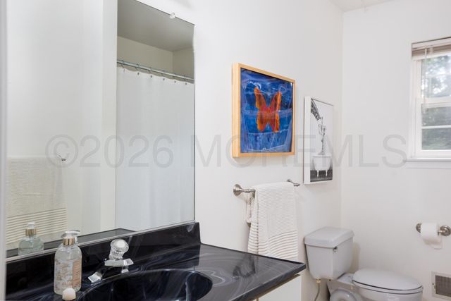 275 S Lakeshore Drive, Manahawkin, NJ 08050