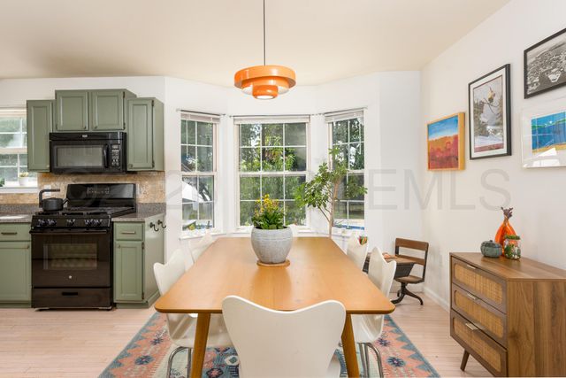 275 S Lakeshore Drive, Manahawkin, NJ 08050