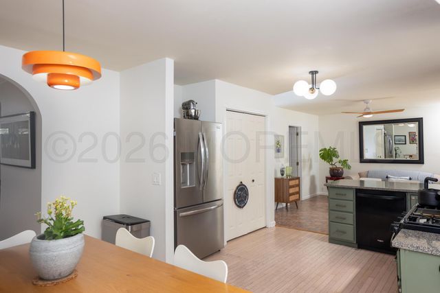 275 S Lakeshore Drive, Manahawkin, NJ 08050