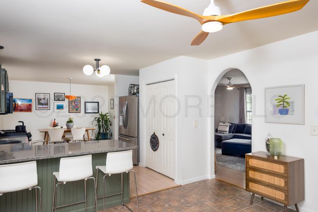 275 S Lakeshore Drive, Manahawkin, NJ 08050