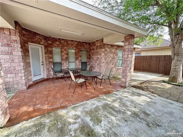 304 N 18th Street, Hidalgo, TX 78557
