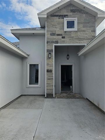 2018 W Olympia Avenue, Alton, TX 78573