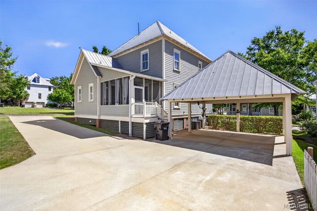 47 CHAPEL HILL Street, Pike Road, AL 36064
