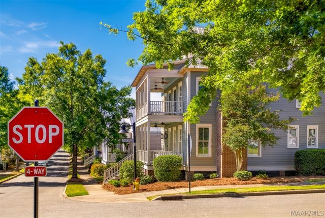 47 CHAPEL HILL Street, Pike Road, AL 36064
