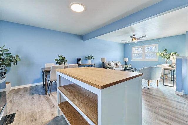 200 E Hulett Street, Edgerton, KS 66021