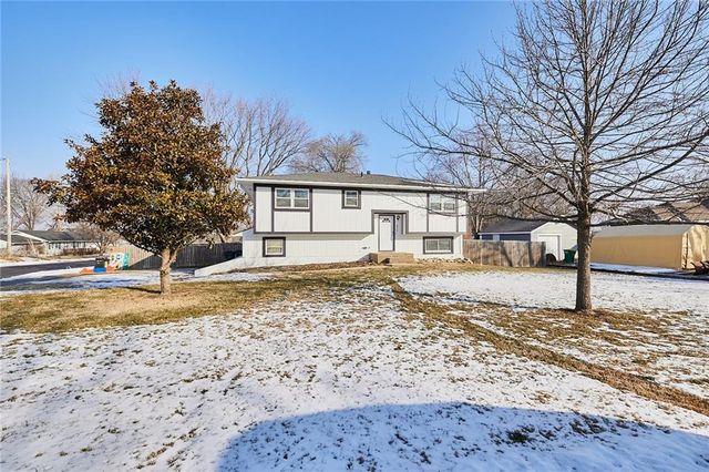 200 E Hulett Street, Edgerton, KS 66021