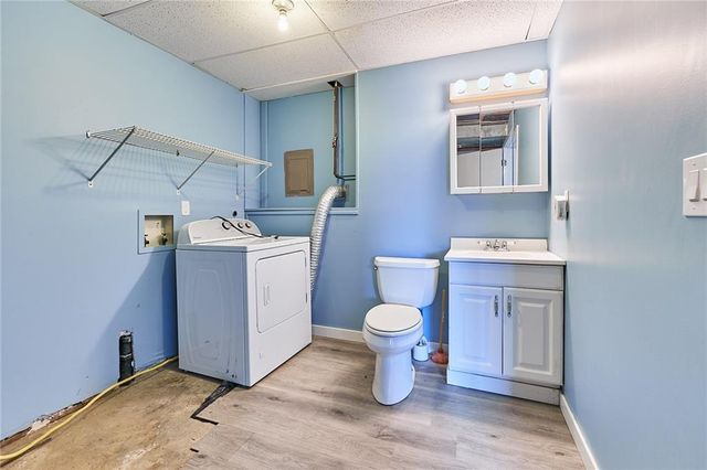 200 E Hulett Street, Edgerton, KS 66021