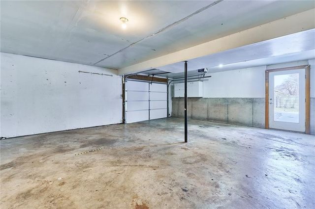 200 E Hulett Street, Edgerton, KS 66021