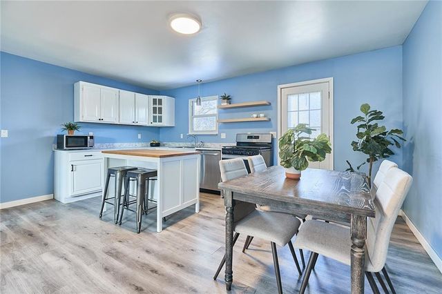 200 E Hulett Street, Edgerton, KS 66021