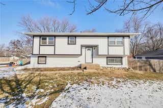 200 E Hulett Street, Edgerton, KS 66021