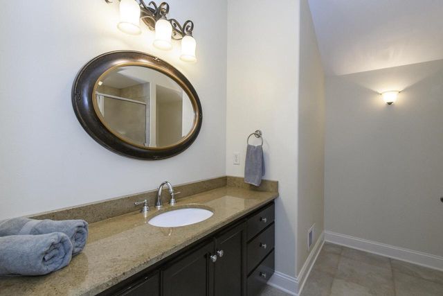 S76W26010 Prairieside DRIVE, Waukesha, WI 53189
