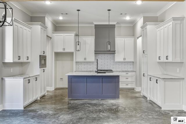 204 LOST LAKES BEND, West Monroe, LA 71291