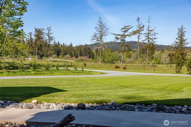 5680 Paradise Lane, Anacortes, WA 98221
