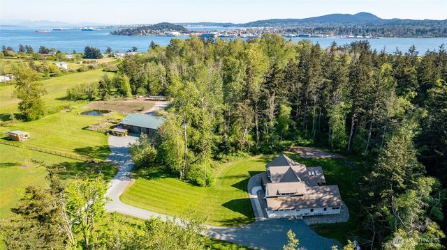 5680 Paradise Lane, Anacortes, WA 98221