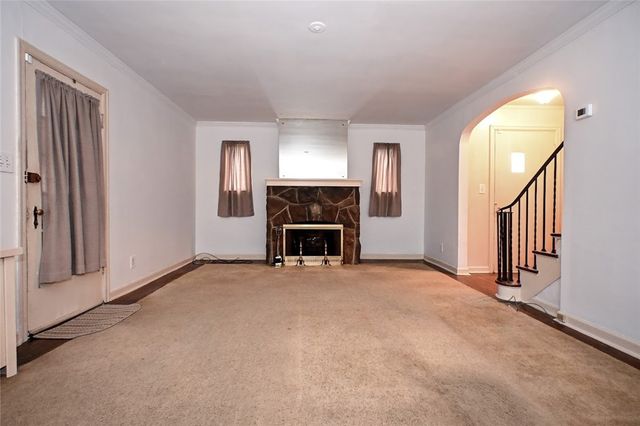 901 Gary Ave, Clairton, PA 15025