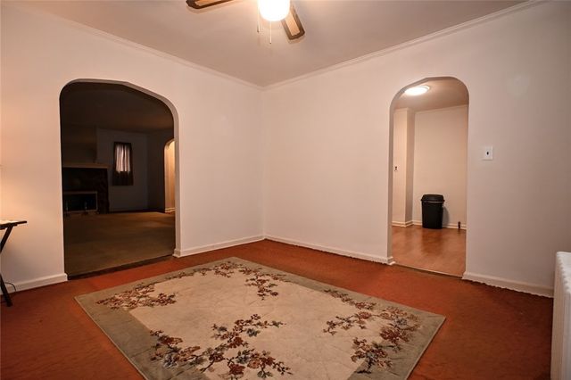 901 Gary Ave, Clairton, PA 15025