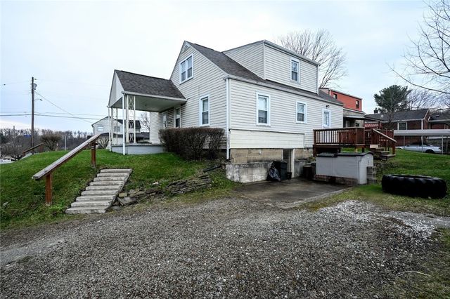 901 Gary Ave, Clairton, PA 15025