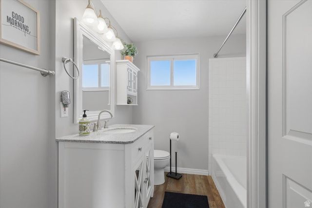 639 E CALNETTE DR, Sandy, UT 84070