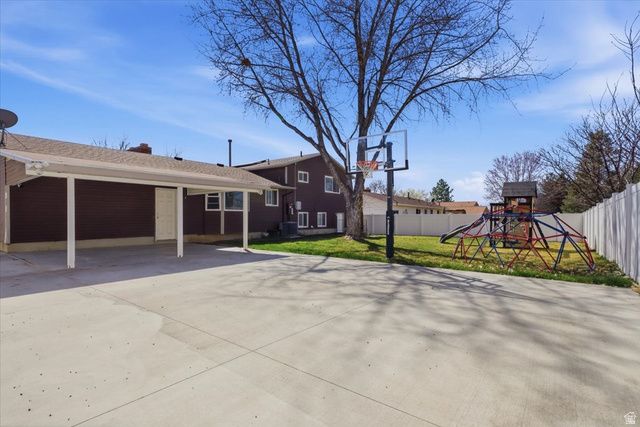 639 E CALNETTE DR, Sandy, UT 84070