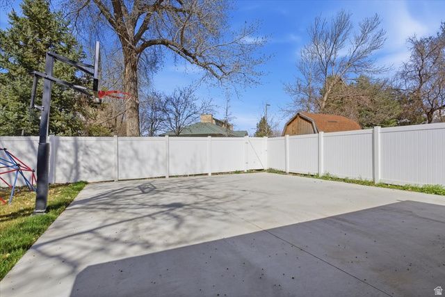 639 E CALNETTE DR, Sandy, UT 84070