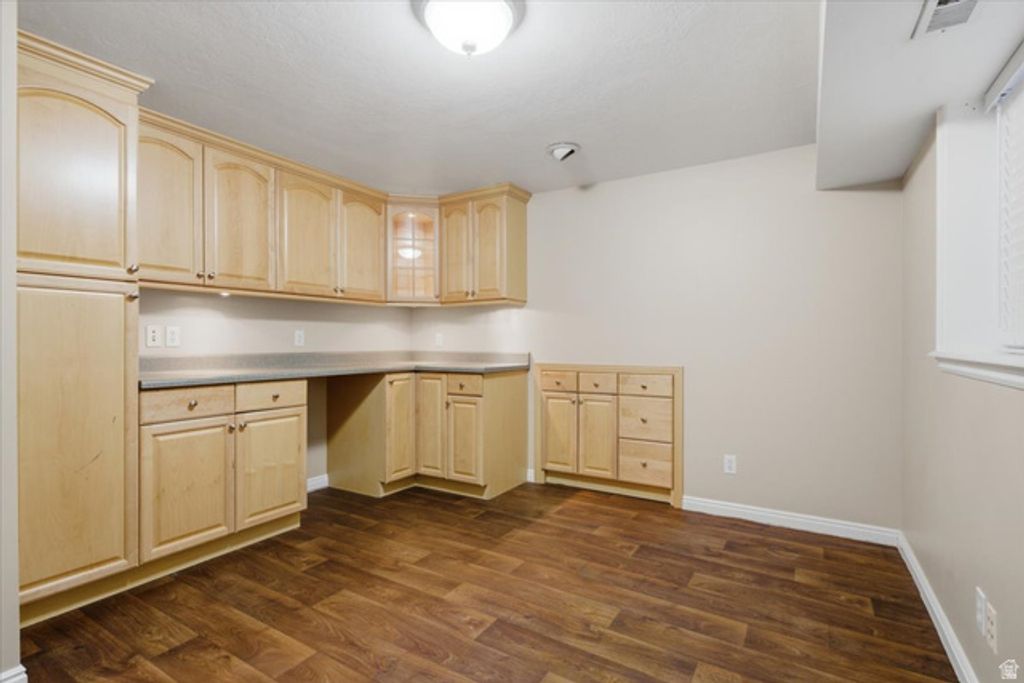 Image 22 of property listing at 639 E CALNETTE DR, Sandy, UT 84070