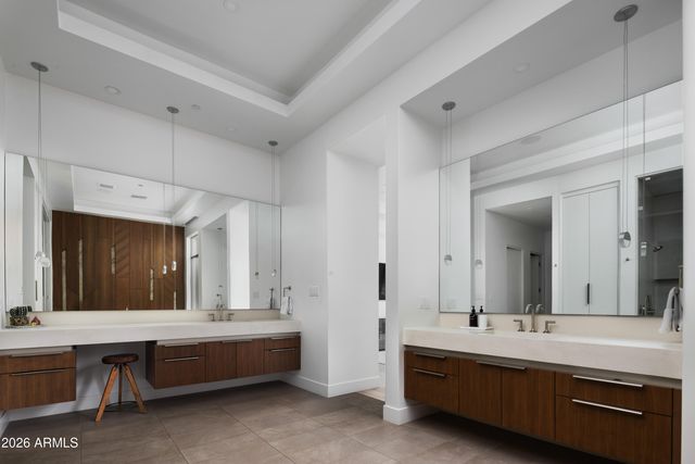 8513 N 48TH Place, Paradise Valley, AZ 85253