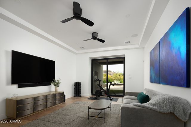 8513 N 48TH Place, Paradise Valley, AZ 85253