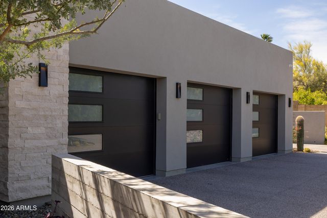 8513 N 48TH Place, Paradise Valley, AZ 85253