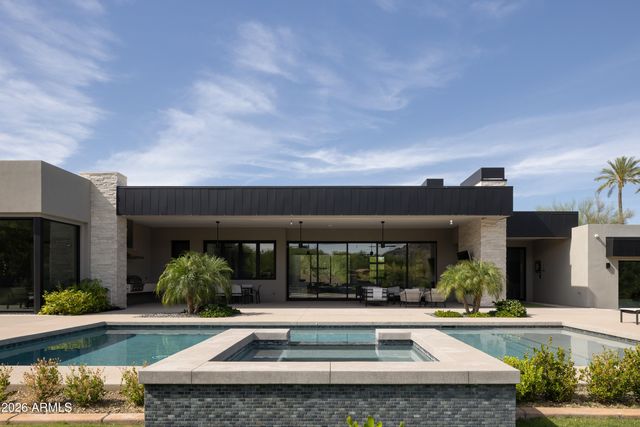 8513 N 48TH Place, Paradise Valley, AZ 85253