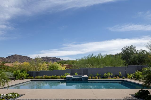8513 N 48TH Place, Paradise Valley, AZ 85253