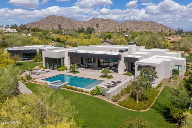 8513 N 48TH Place, Paradise Valley, AZ 85253